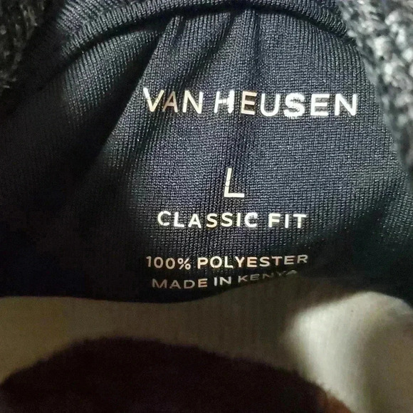 Sweater - Picture 2 of 5